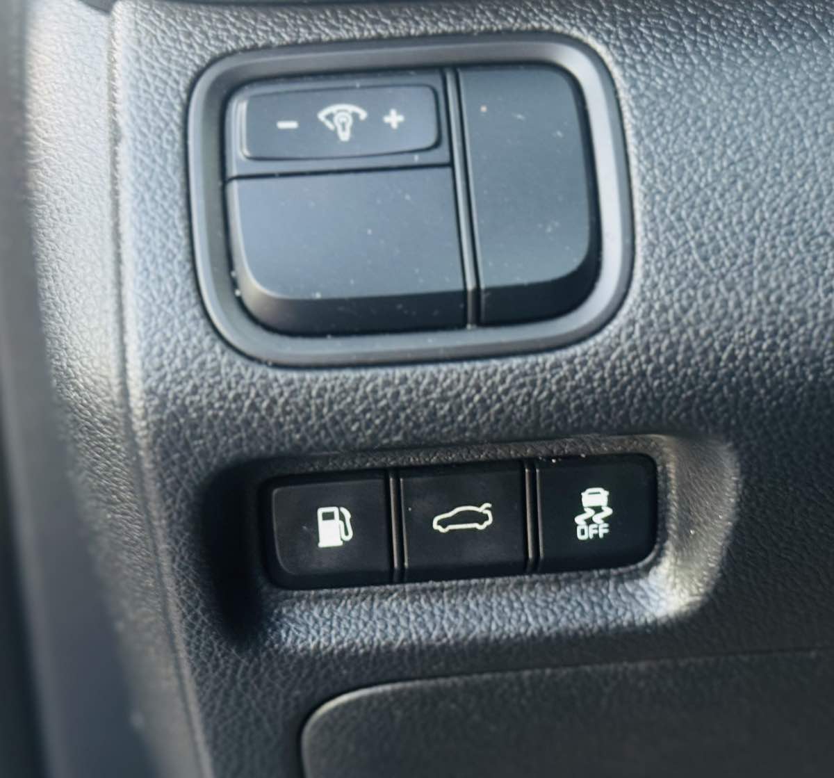 2018 Kia Optima Plug-In Hybrid EX photo 25