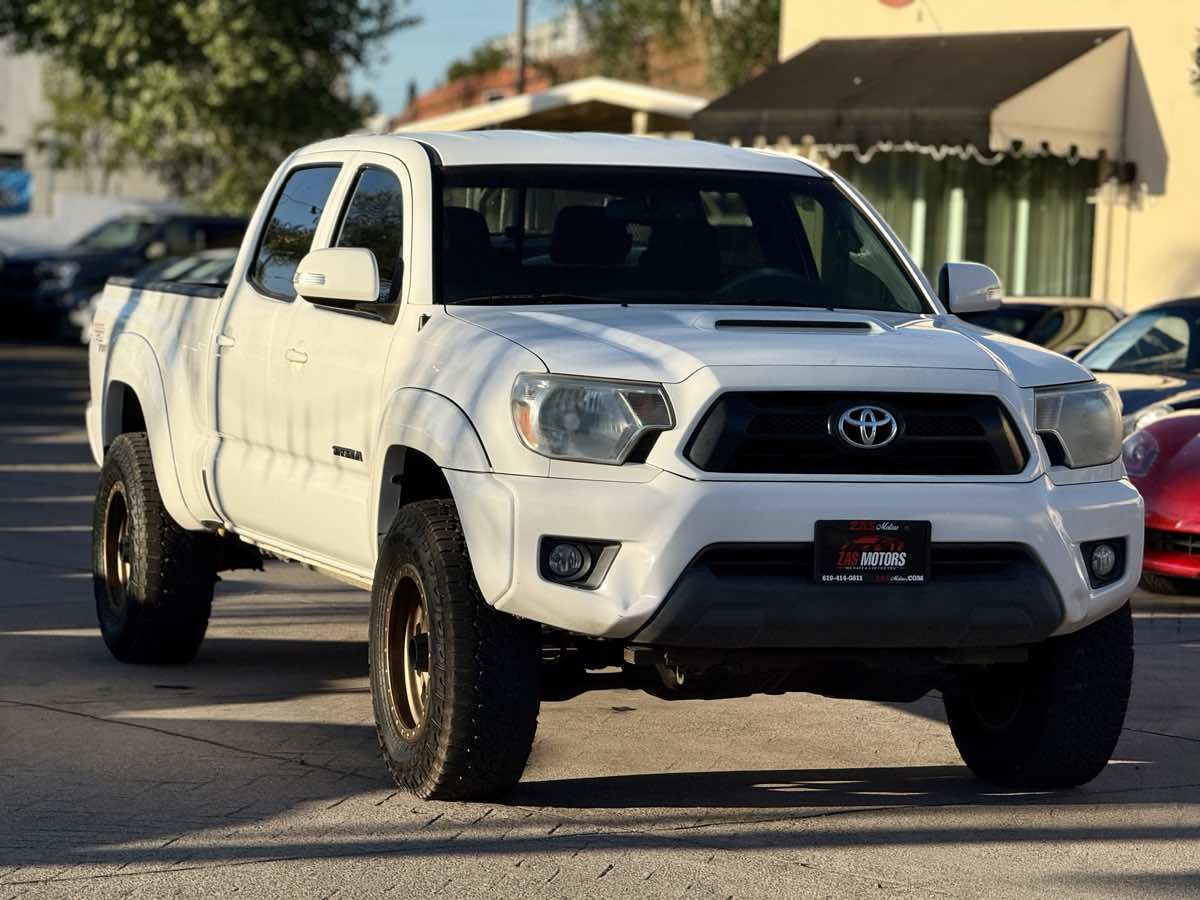 2013 Toyota Tacoma PreRunner photo 3