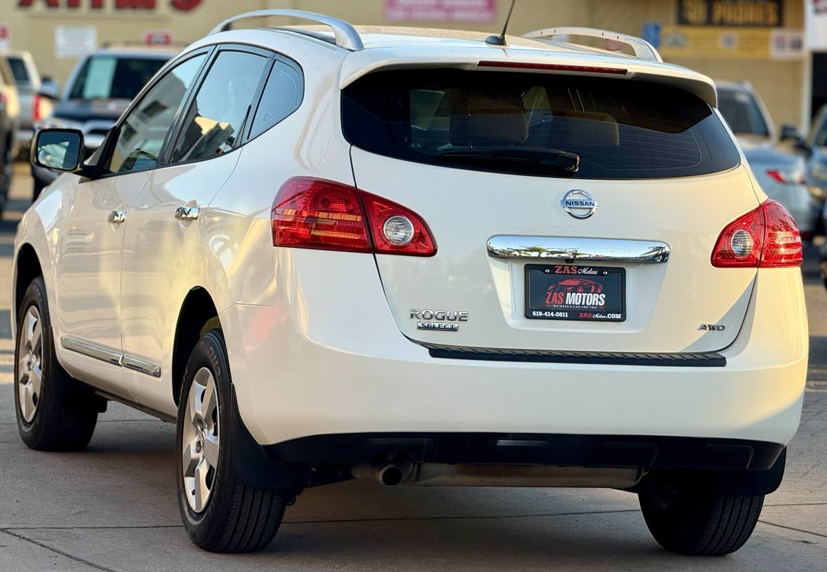 2014 Nissan Rogue Select S photo 7