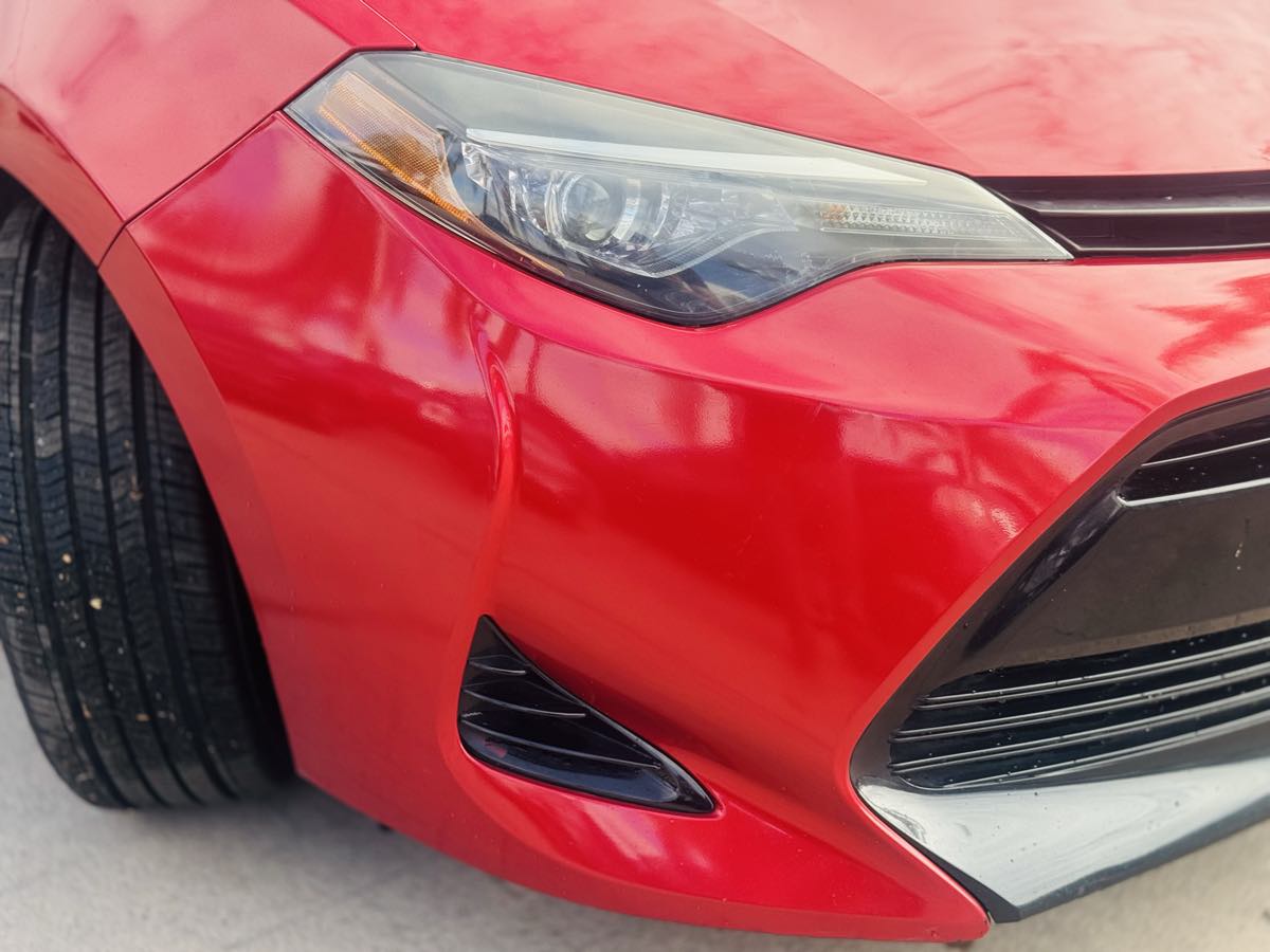 2018 Toyota Corolla XLE XSE photo 13