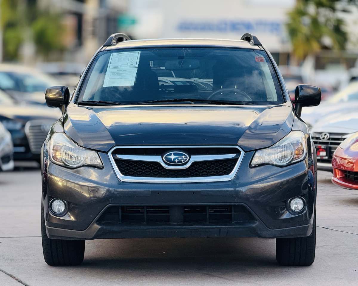 2013 Subaru Crosstrek Premium photo 2