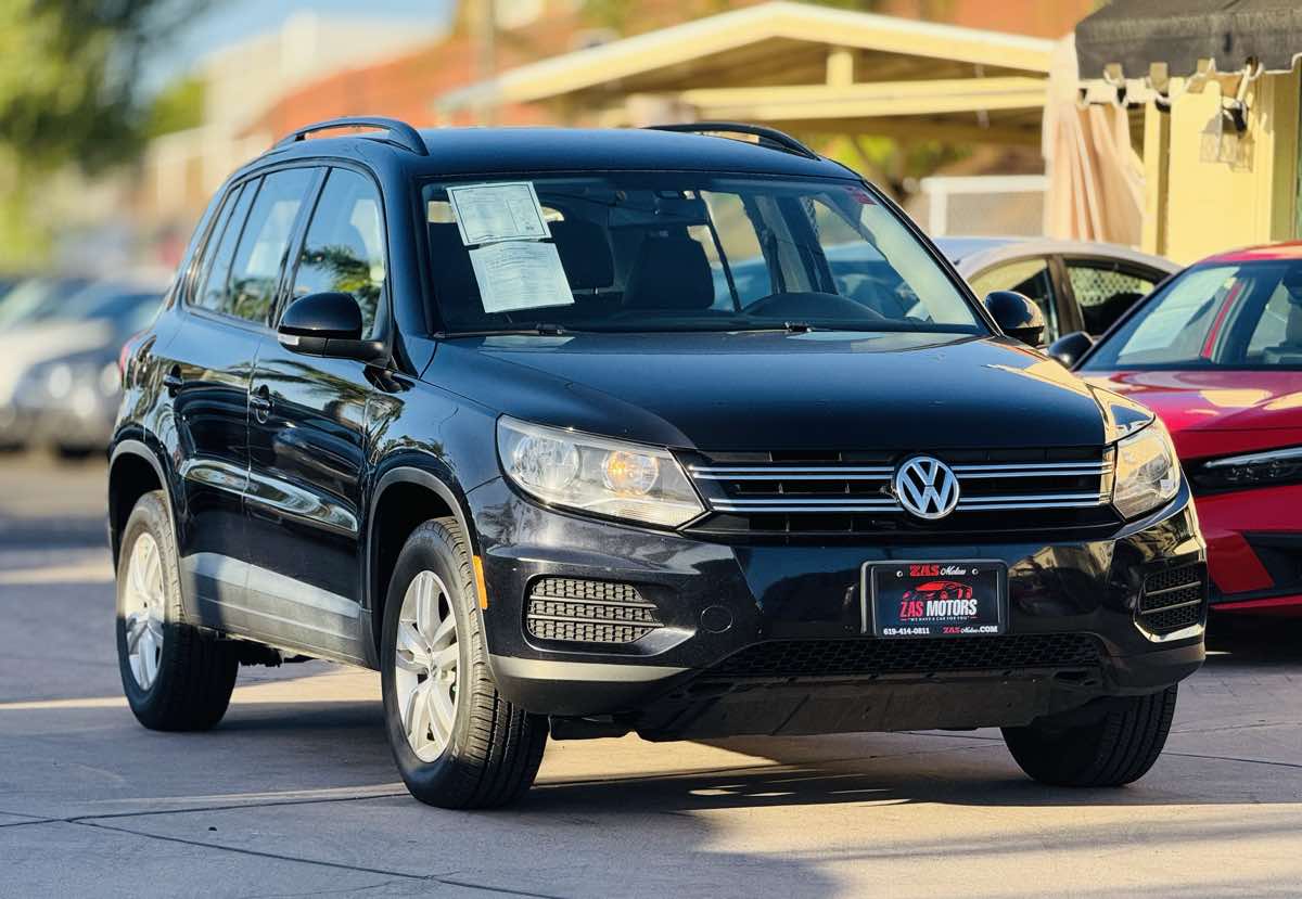 2017 Volkswagen Tiguan S Limited photo 3