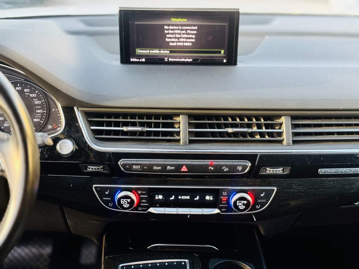 2017 Audi Q7 Premium Plus photo 25