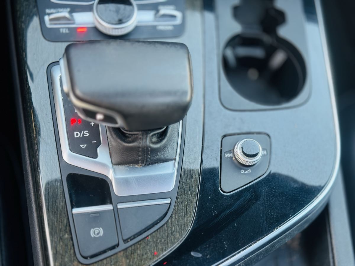 2017 Audi Q7 Premium Plus photo 32