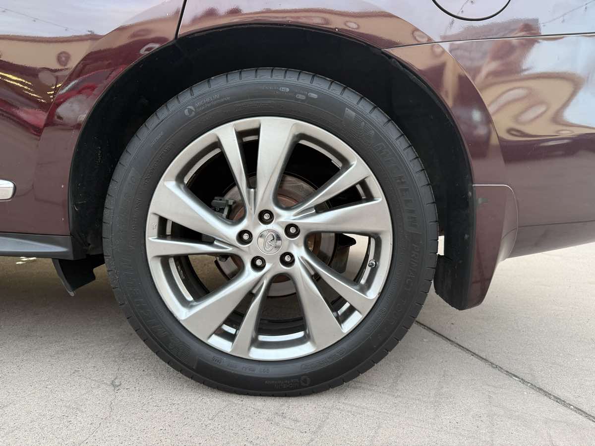 2015 Infiniti QX60 photo 23