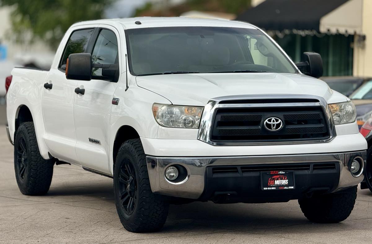 2013 Toyota Tundra SR5 photo 3