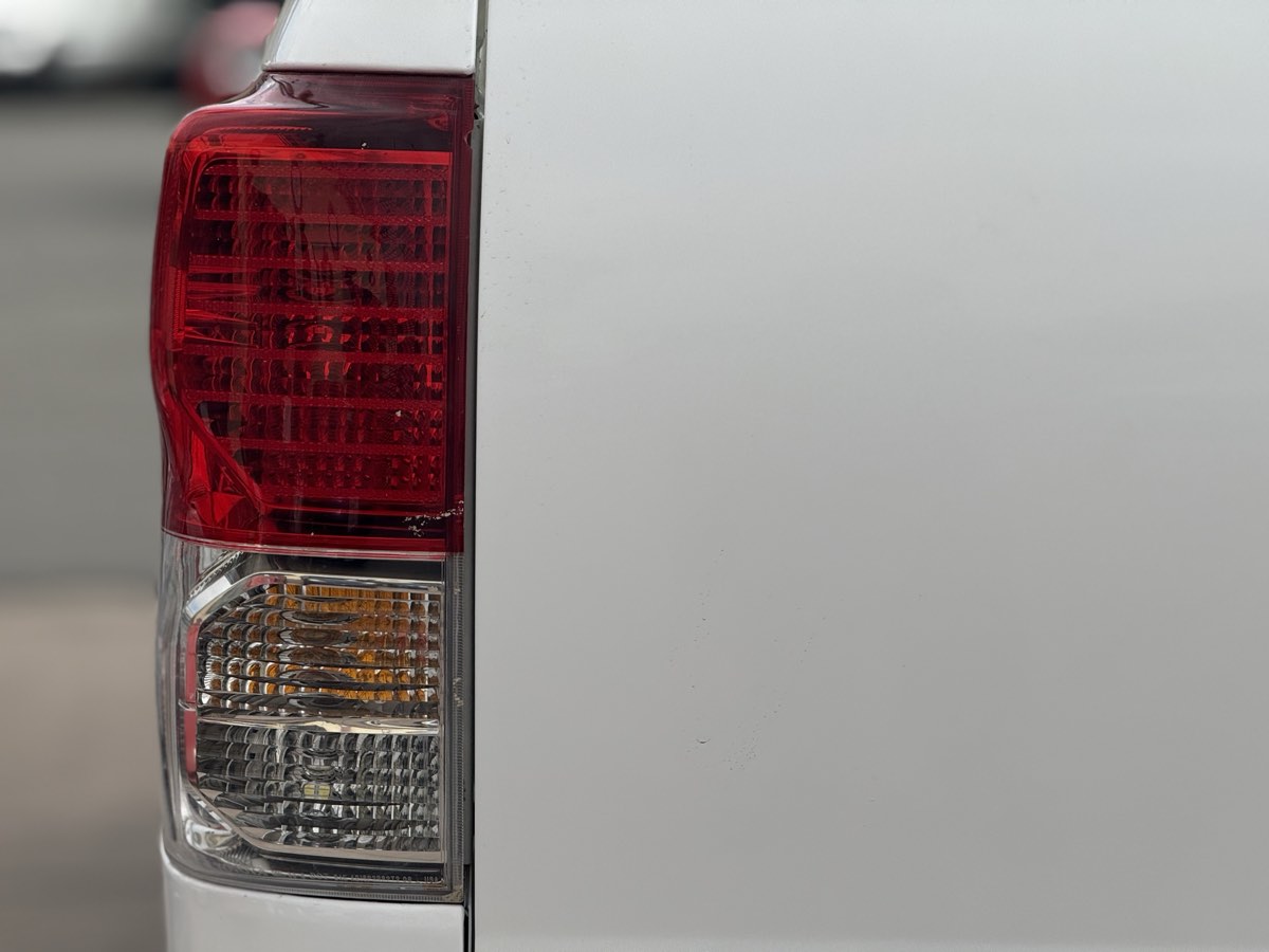 2013 Toyota Tundra SR5 photo 9