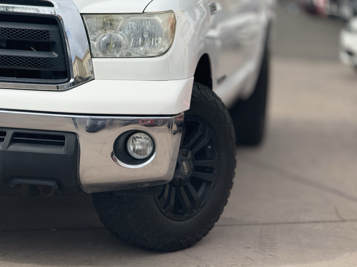 2013 Toyota Tundra SR5 photo 12