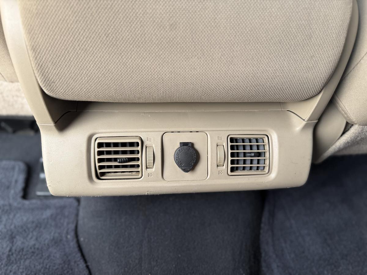 2013 Toyota Tundra SR5 photo 22