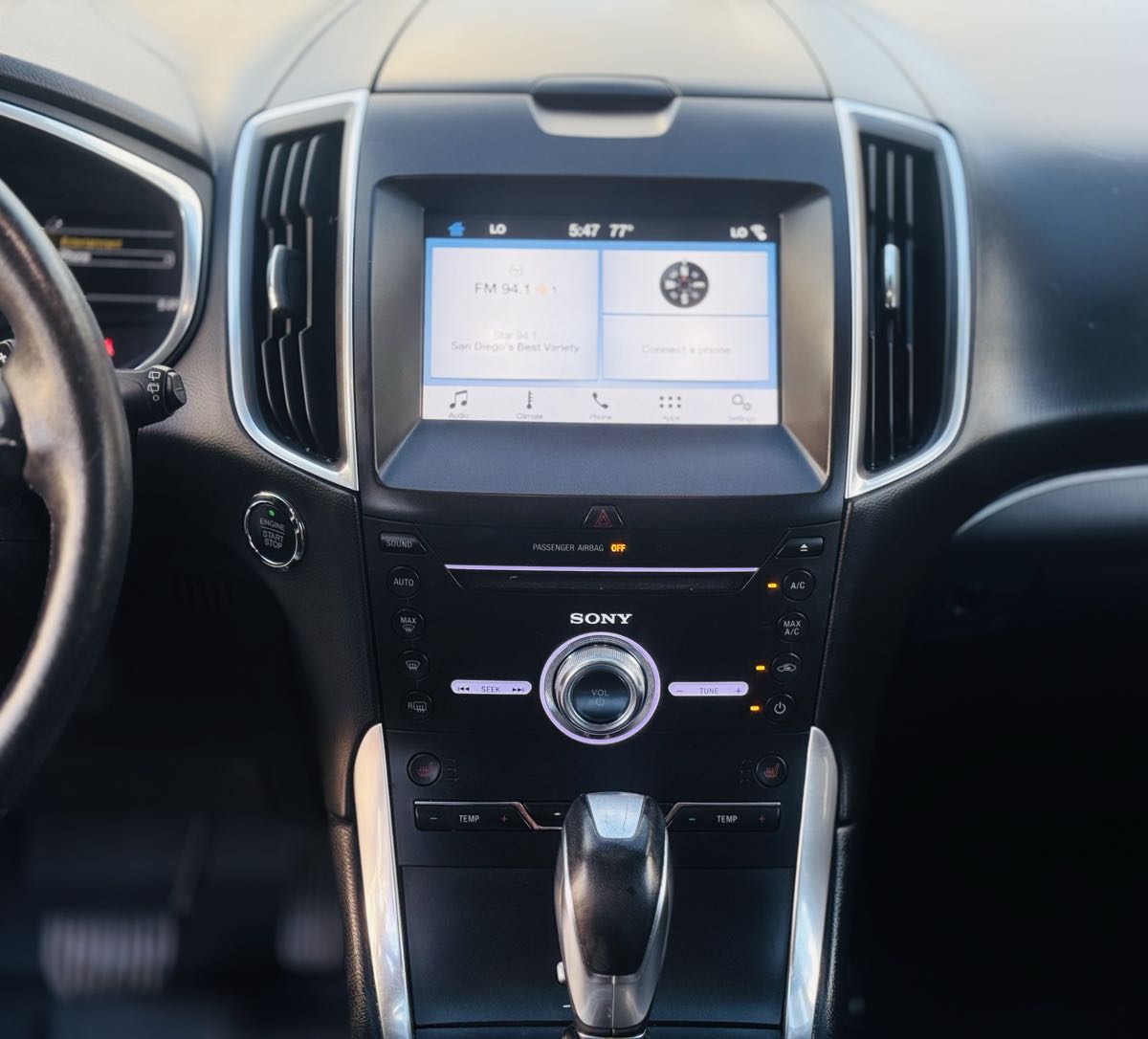 2017 Ford Edge Titanium photo 23