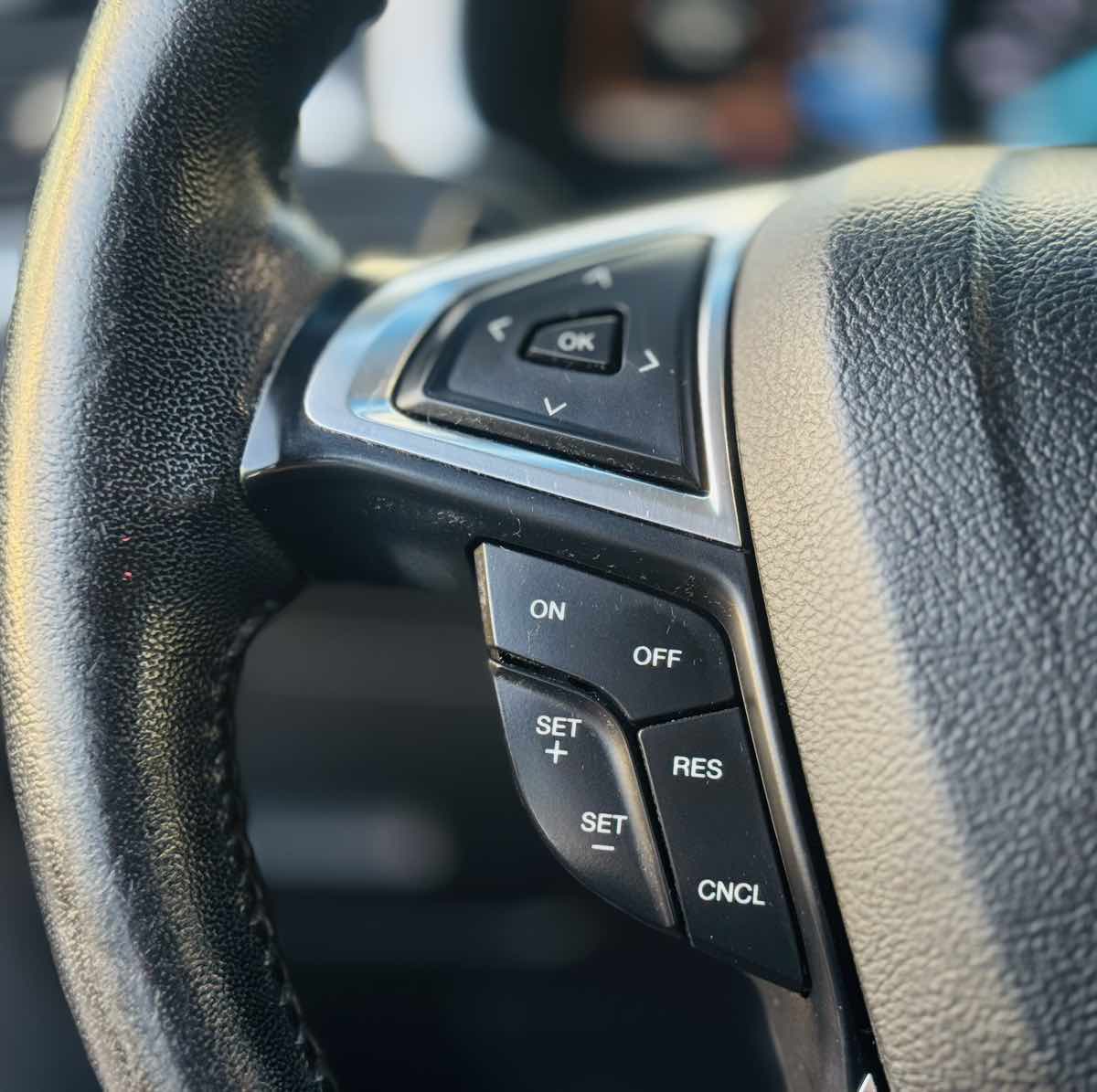 2017 Ford Edge Titanium photo 27