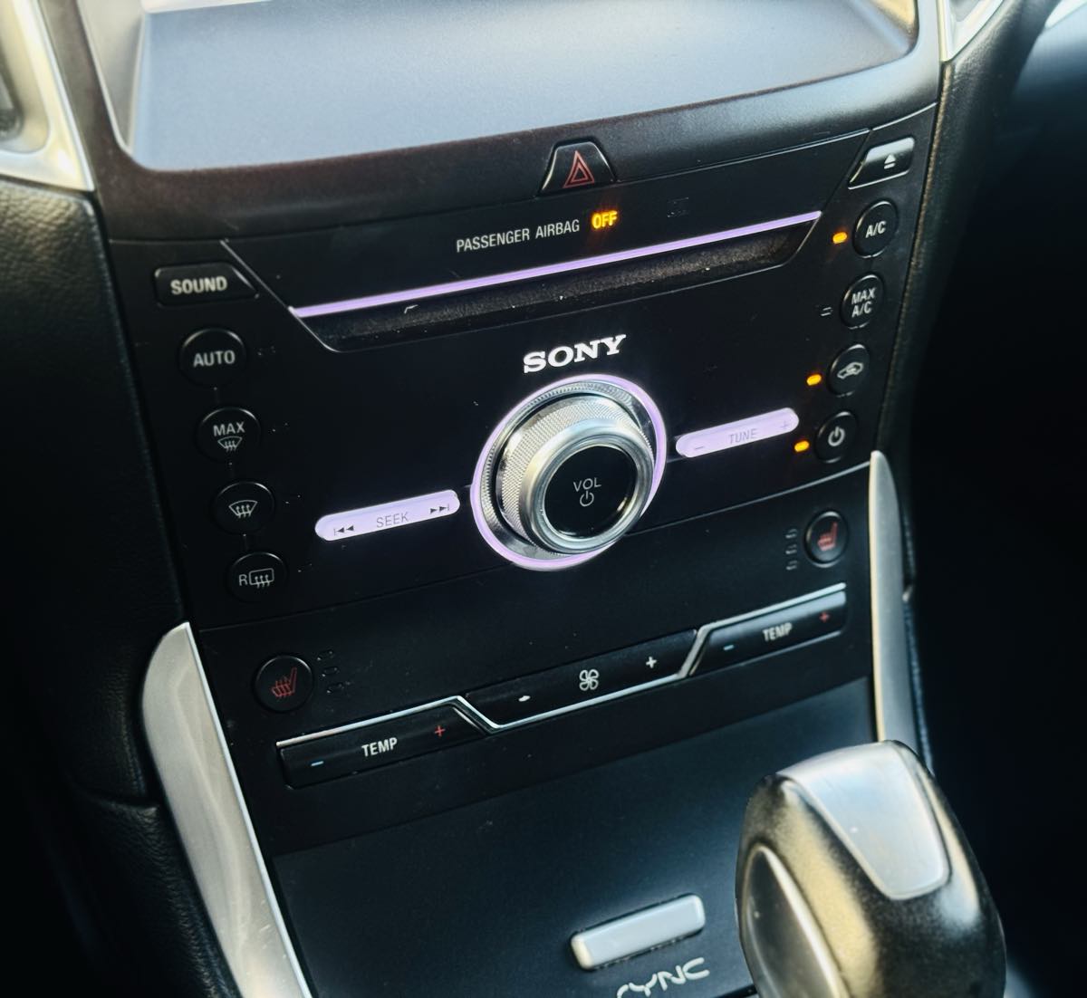 2017 Ford Edge Titanium photo 32