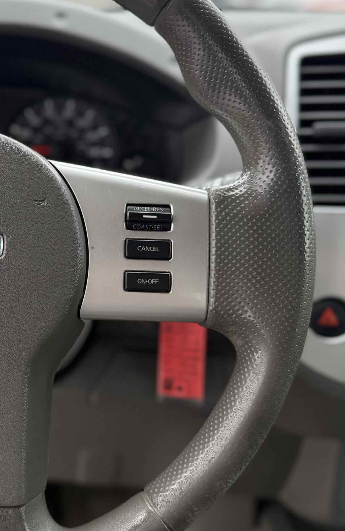 2016 Nissan Frontier SV photo 16