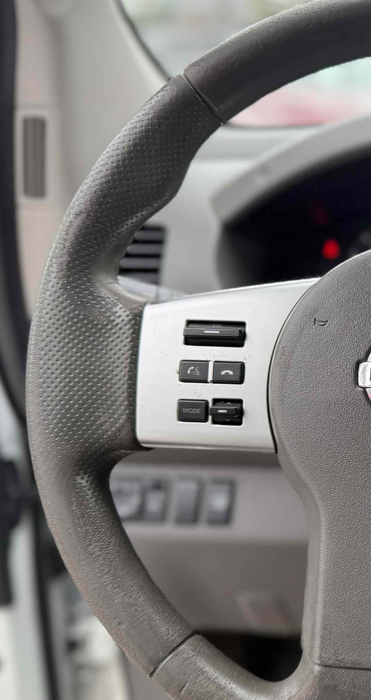 2016 Nissan Frontier SV photo 17