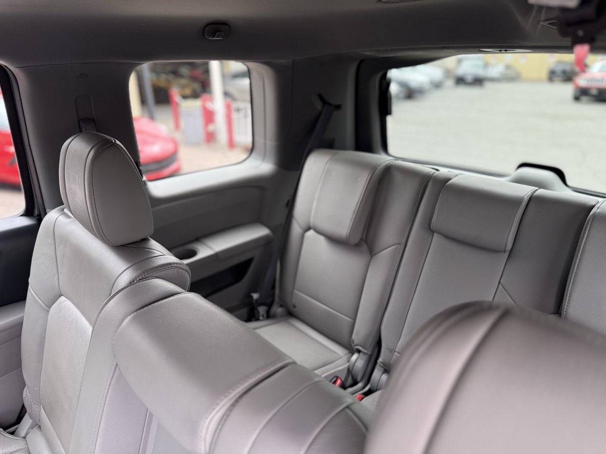 2015 Honda Pilot EX-L photo 13