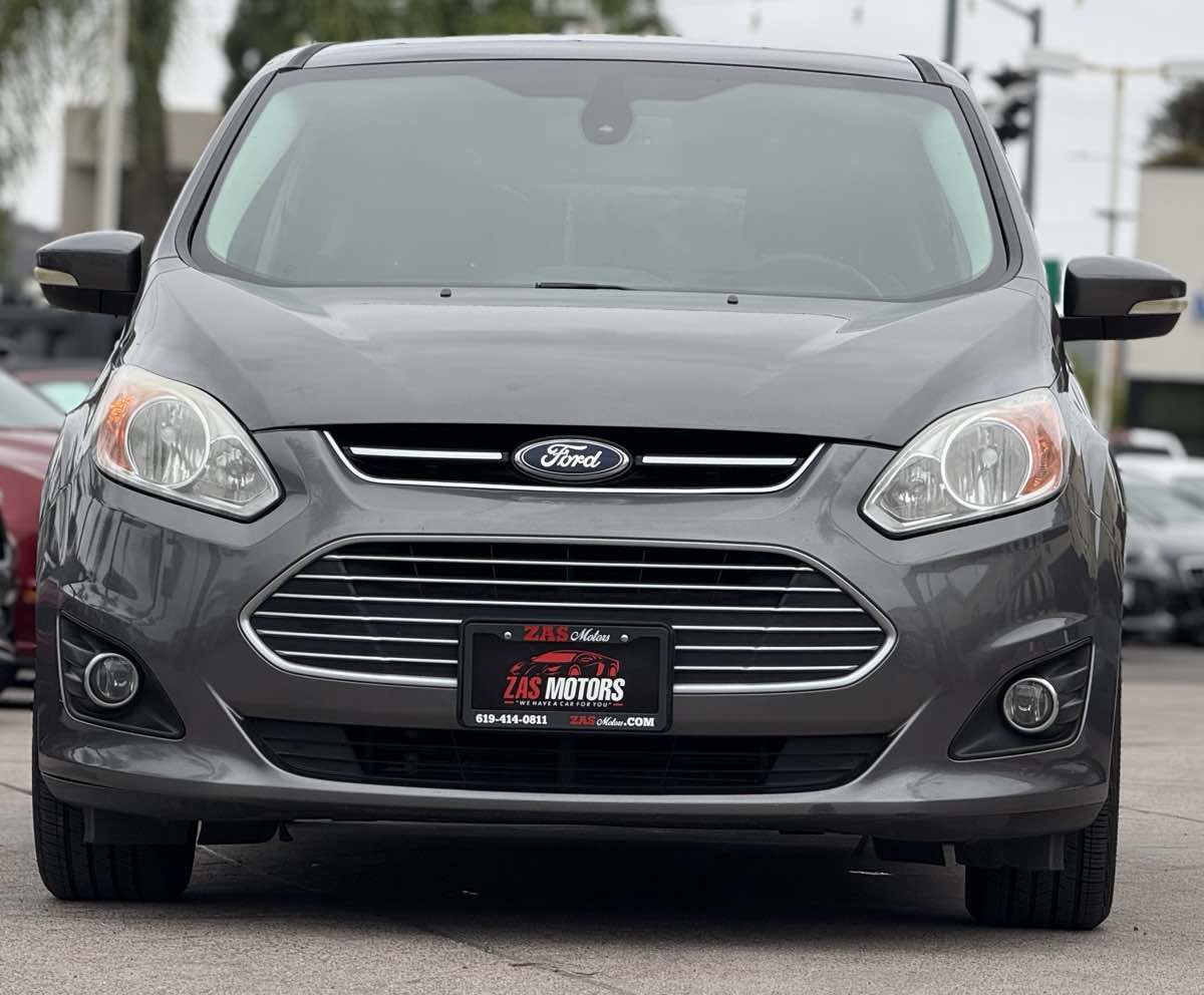 2013 Ford C-Max SEL photo 2