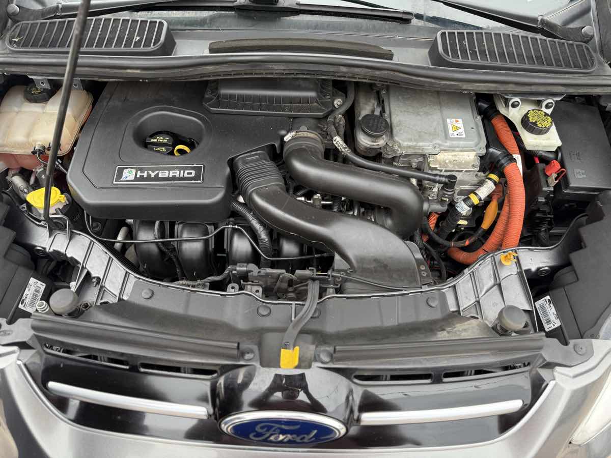 2013 Ford C-Max SEL photo 28