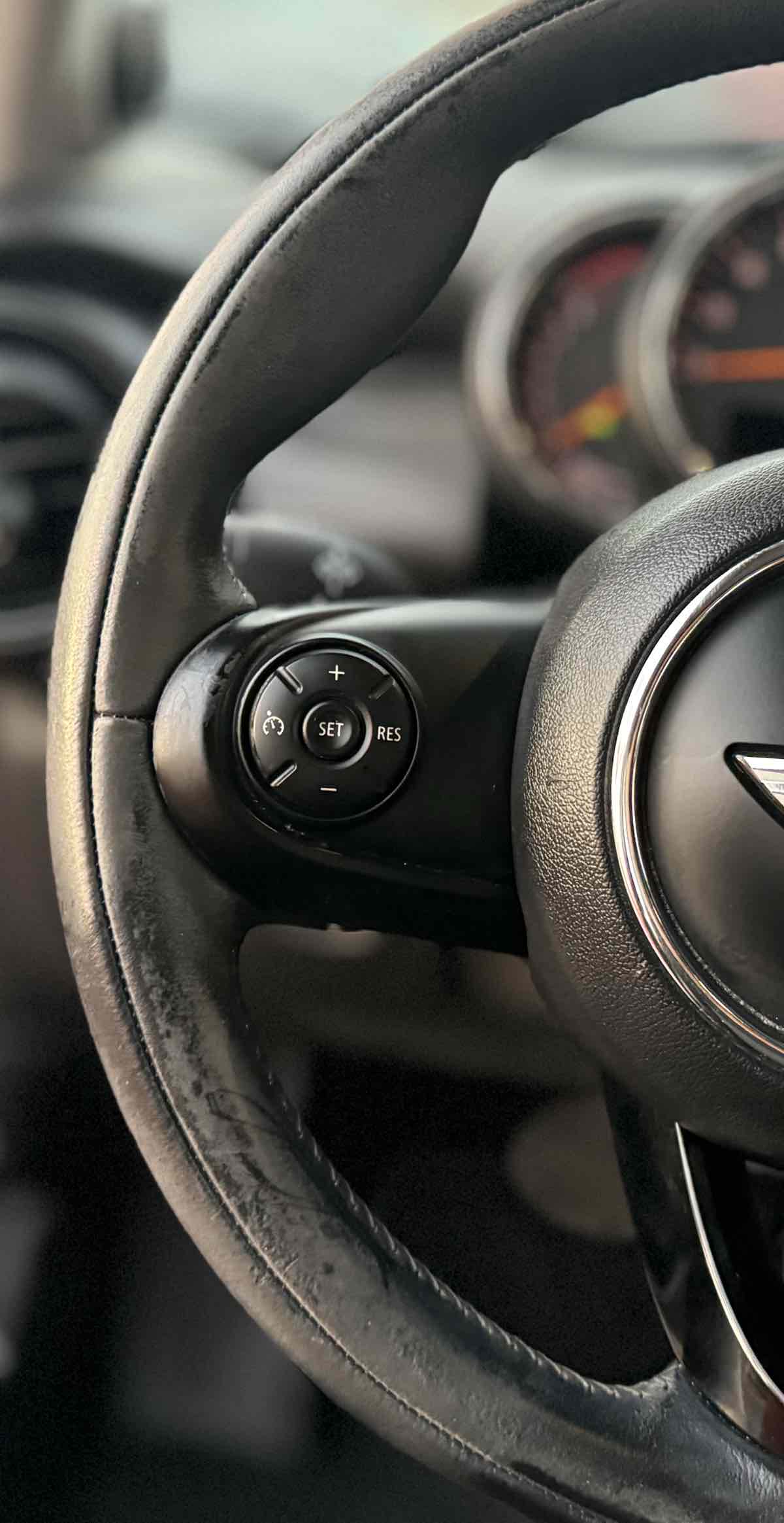 2015 Mini Cooper Hardtop photo 17