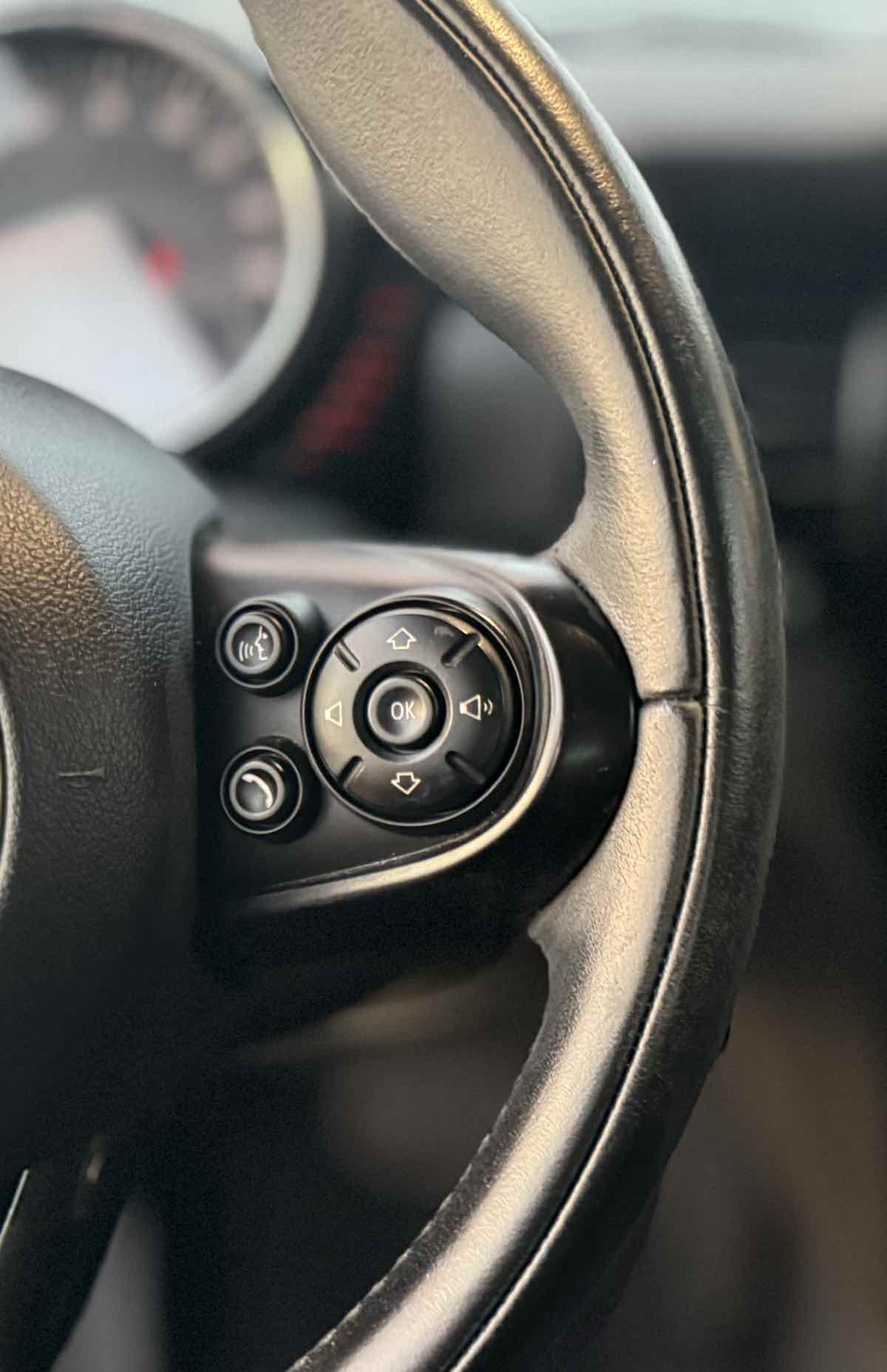 2015 Mini Cooper Hardtop photo 18