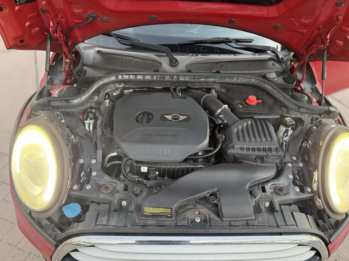 2015 Mini Cooper Hardtop photo 22