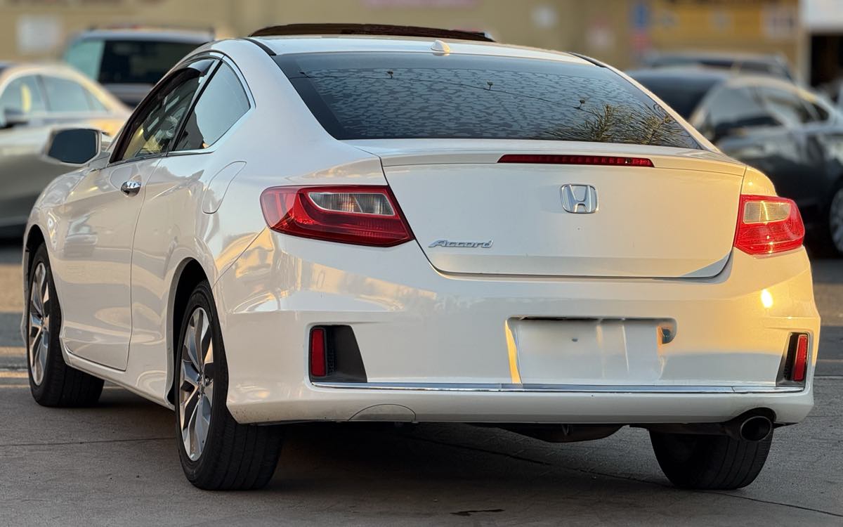 2015 Honda Accord EX photo 6