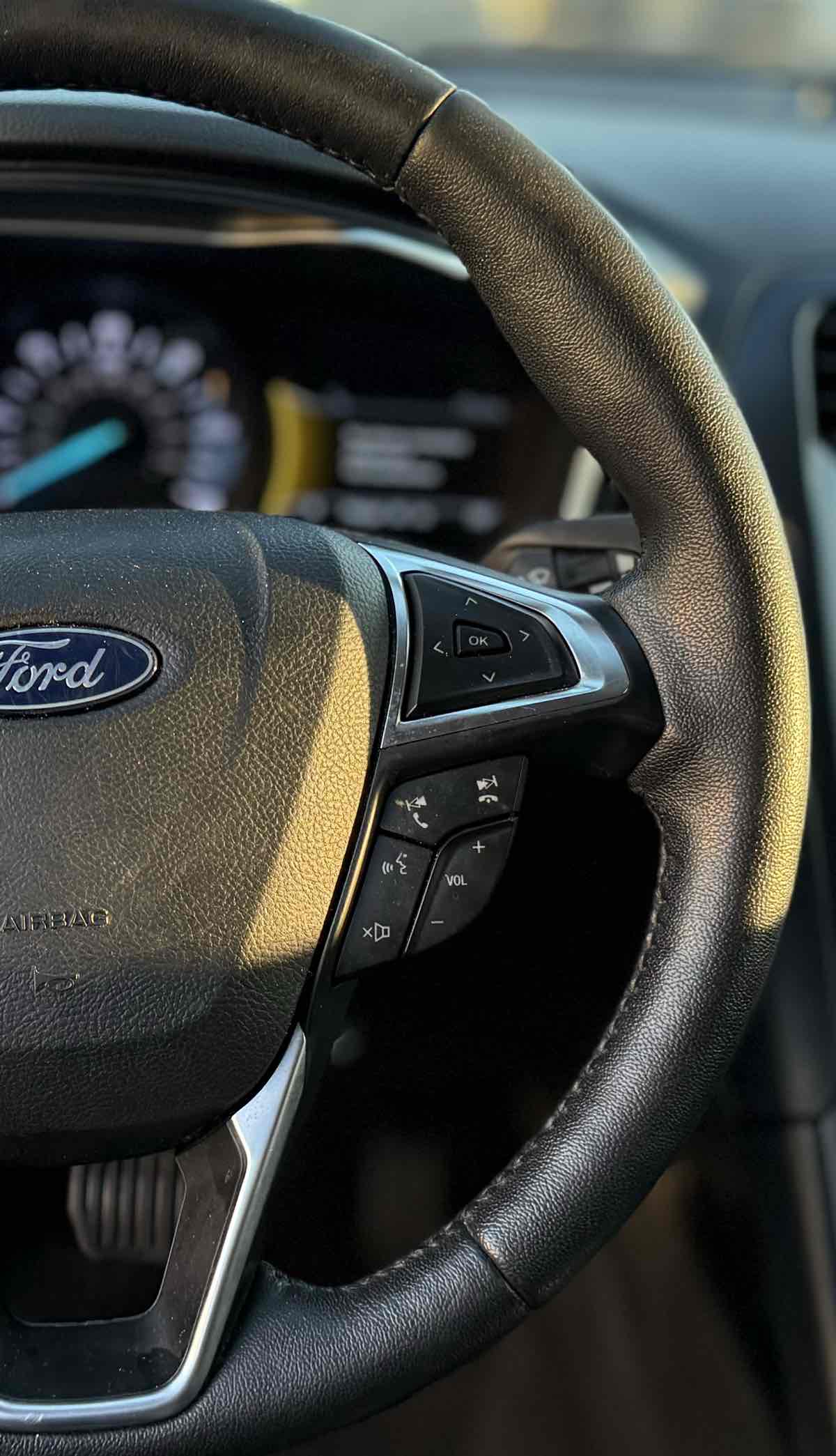 2019 Ford Fusion Titanium Plug-In Hybrid photo 12