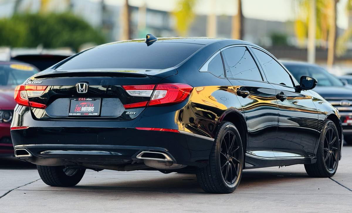 2018 Honda Accord EX-L 2.0T photo 6
