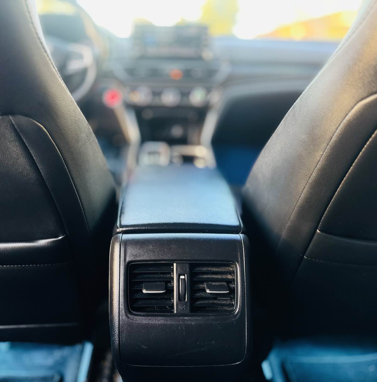 2018 Honda Accord EX-L 2.0T photo 19