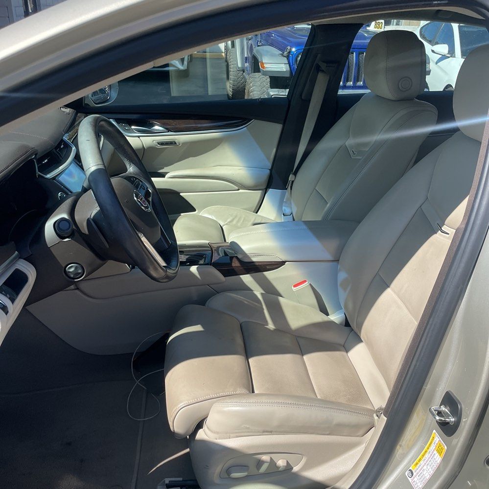 2014 Cadillac XTS Luxury photo 13