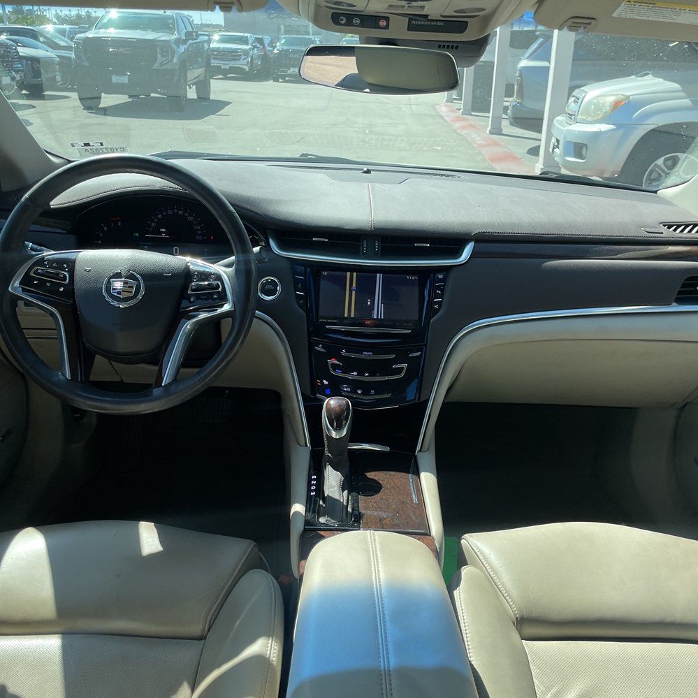 2014 Cadillac XTS Luxury photo 16