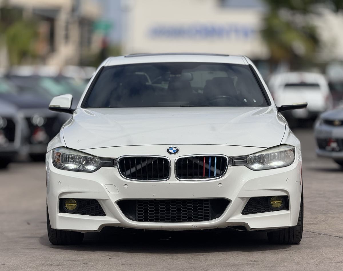 2017 Bmw 330i photo 2