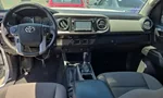 2017 Toyota Tacoma SR5 Double Cab V6 photo 3