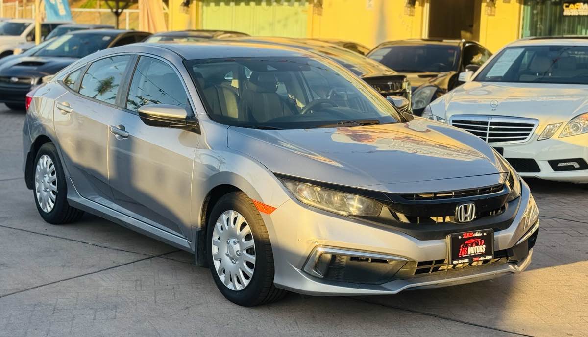 2019 Honda Civic LX photo 4