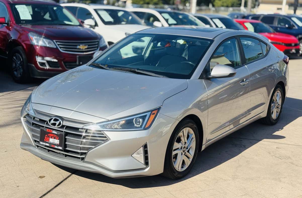 2020 Hyundai Elantra SEL Value Edition Limited photo 2