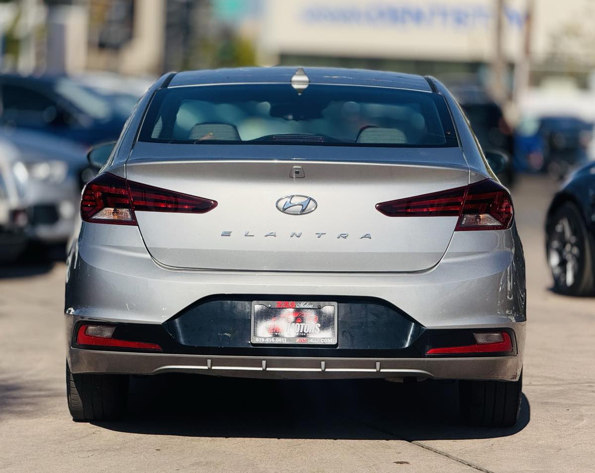 2020 Hyundai Elantra SEL Value Edition Limited photo 4