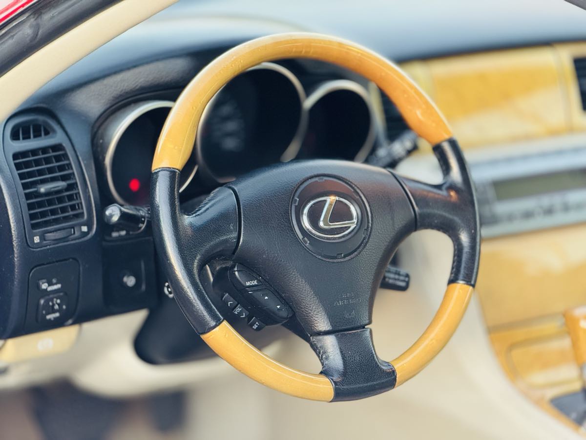 2004 Lexus SC 430 - Photo 12