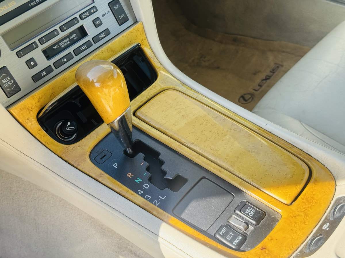 2004 Lexus SC 430 - Photo 17