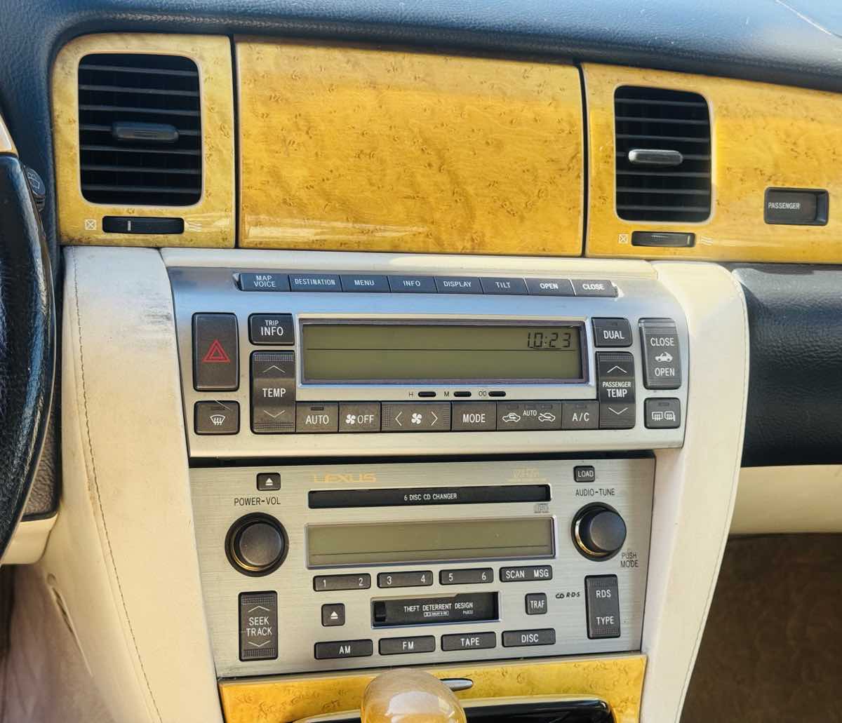 2004 Lexus SC 430 - Photo 18