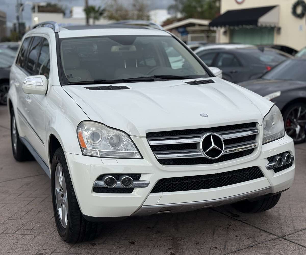 2010 Mercedes-Benz GL-Class GL450 - Photo 6