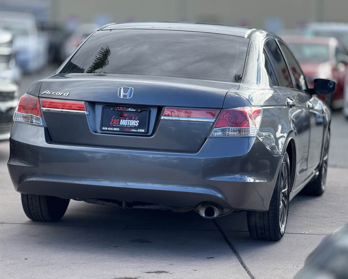 2012 Honda Accord LX - Photo 6