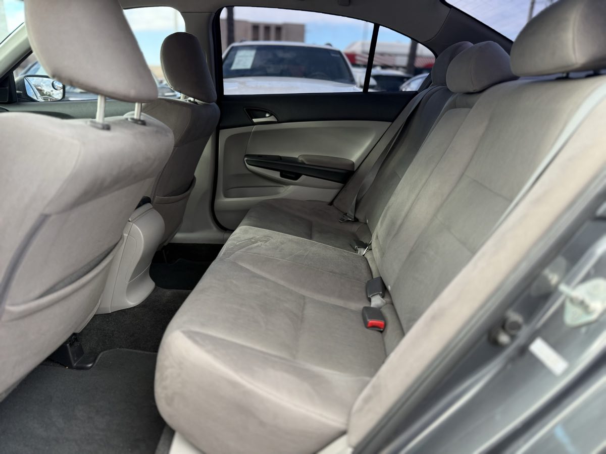 2012 Honda Accord LX - Photo 10
