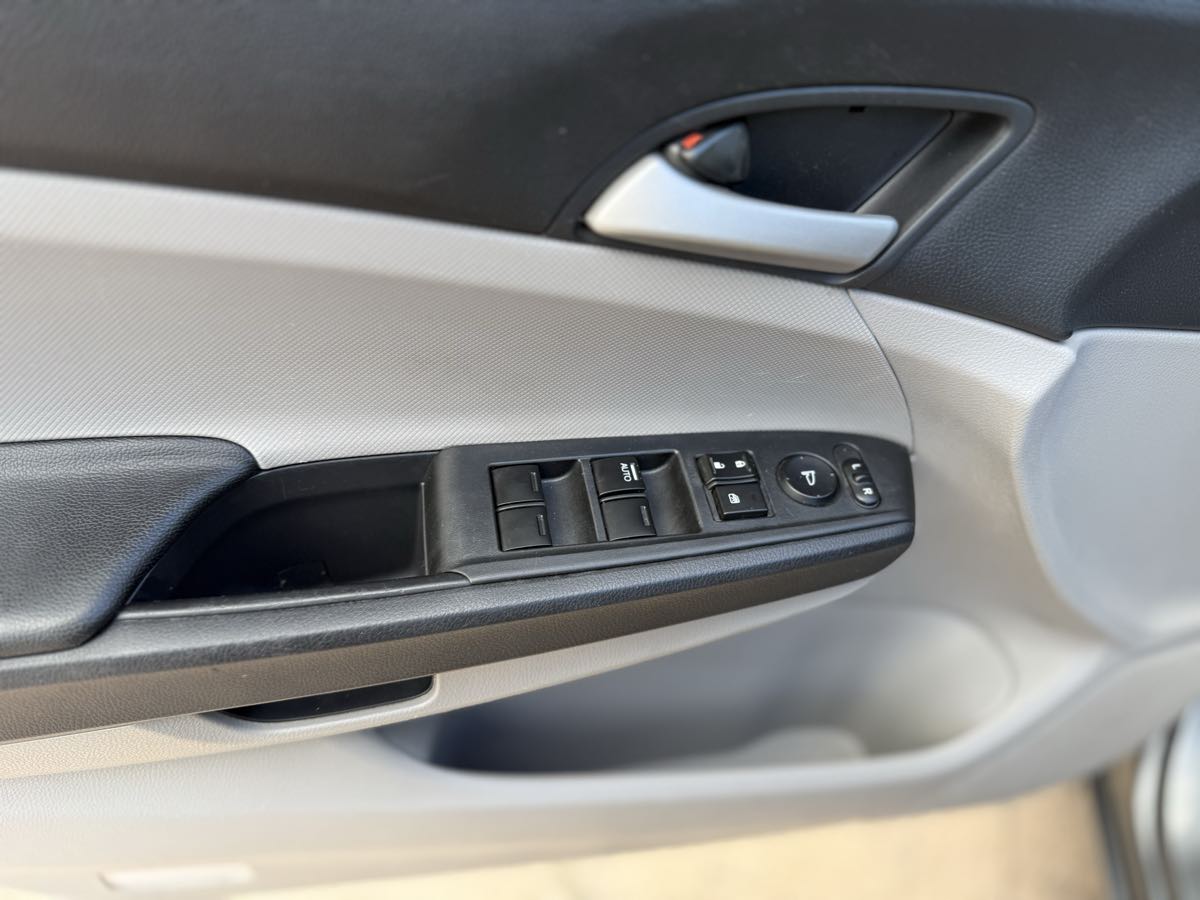 2012 Honda Accord LX - Photo 15