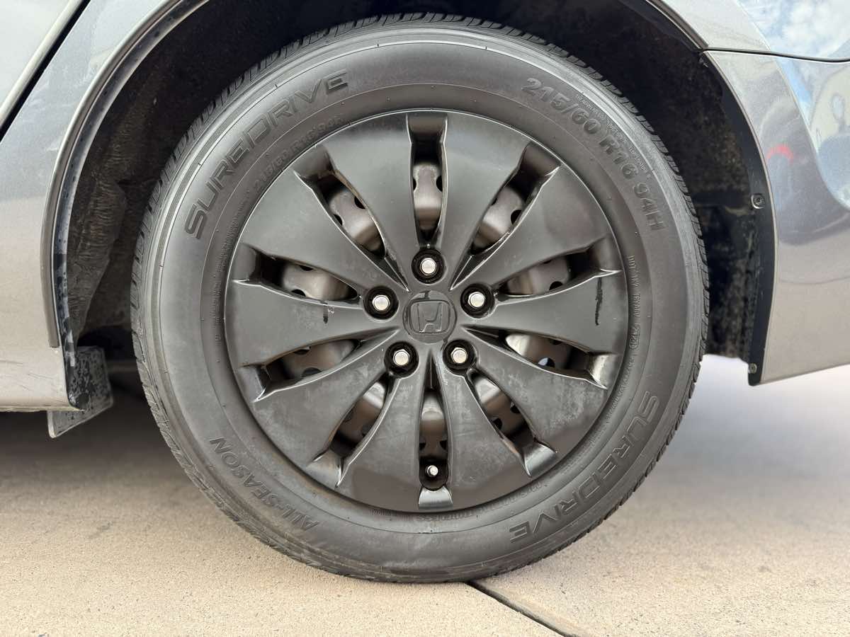 2012 Honda Accord LX - Photo 17