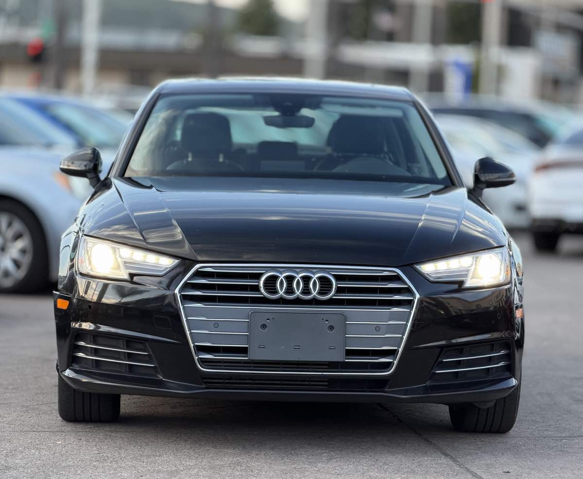 2017 Audi A4 Premium - Photo 2