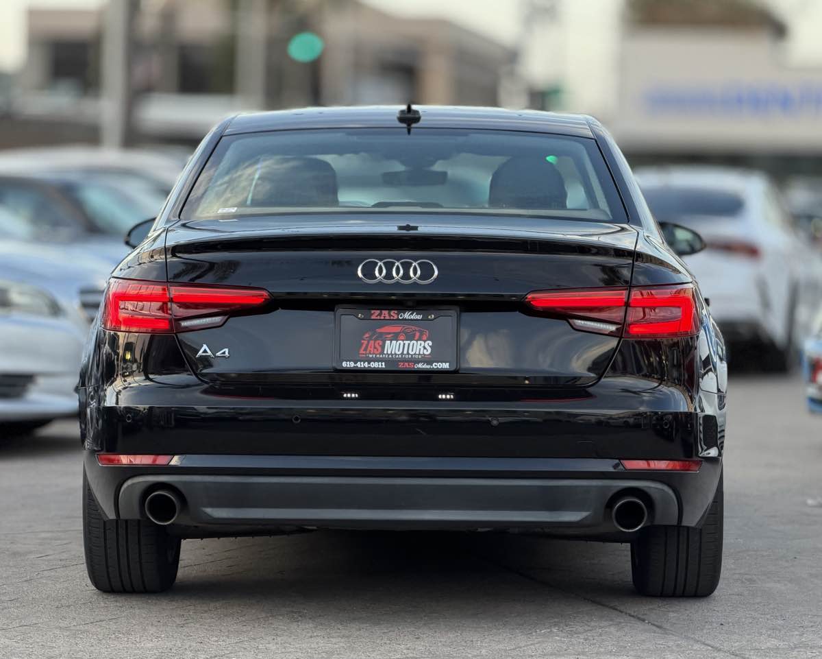 2017 Audi A4 Premium - Photo 5