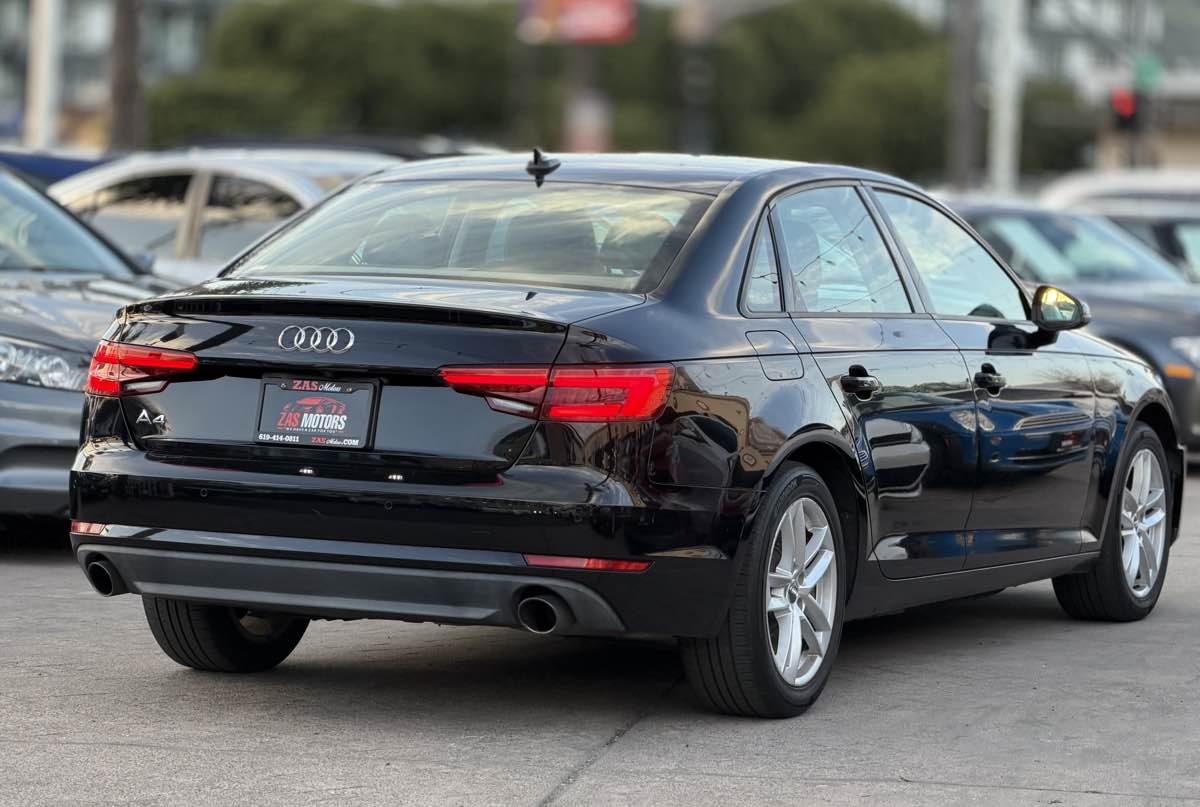 2017 Audi A4 Premium - Photo 6