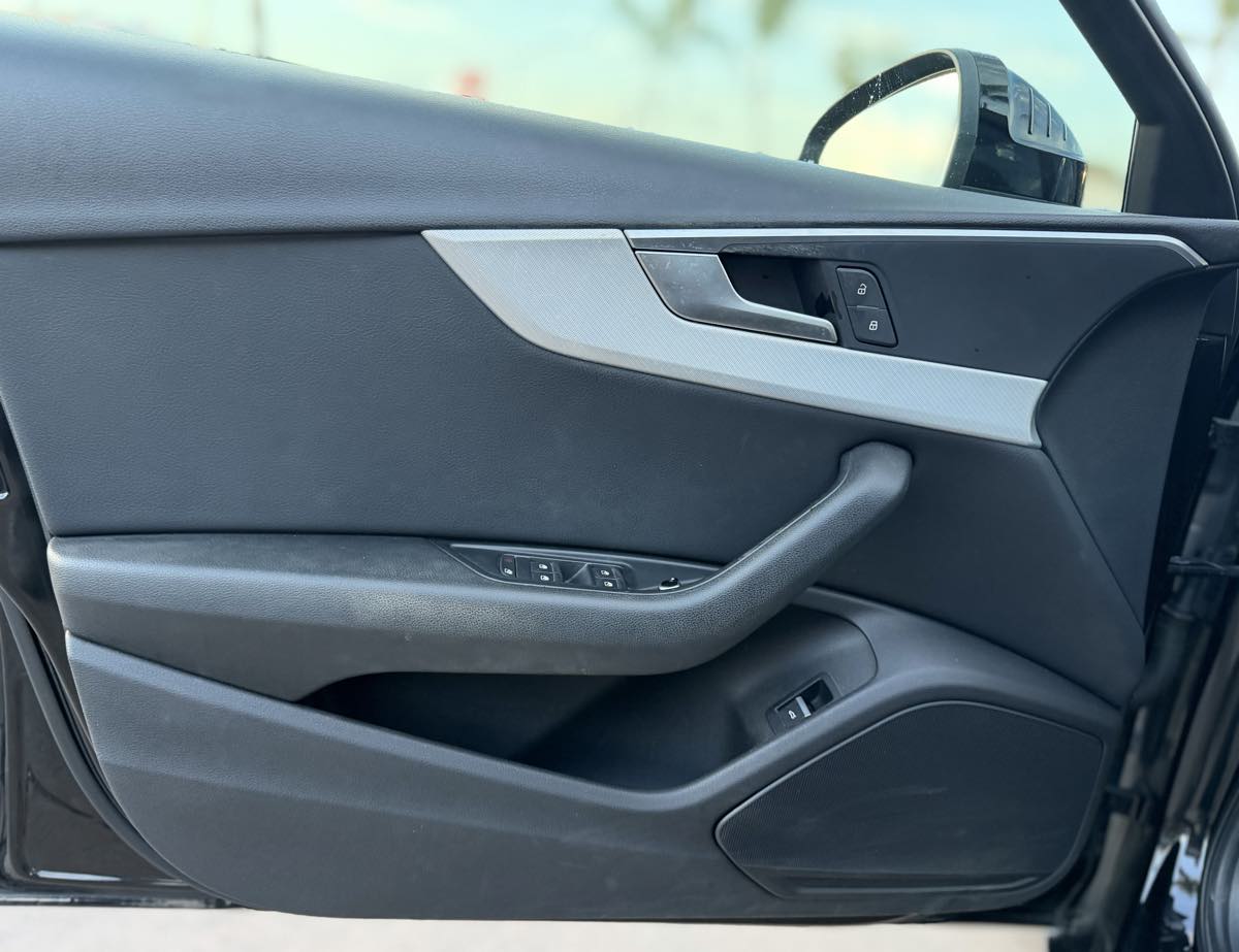 2017 Audi A4 Premium - Photo 15