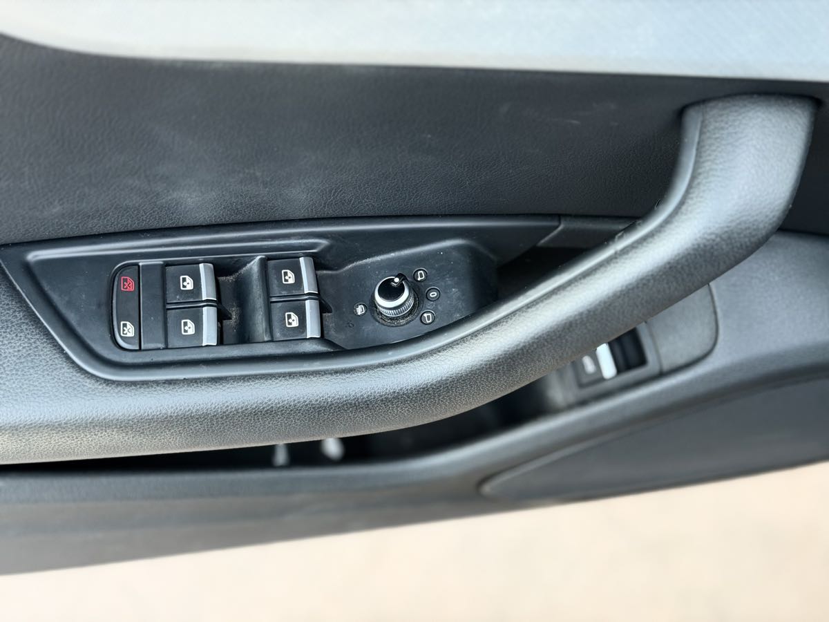 2017 Audi A4 Premium - Photo 16