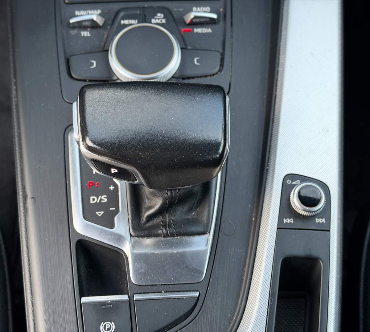 2017 Audi A4 Premium - Photo 28