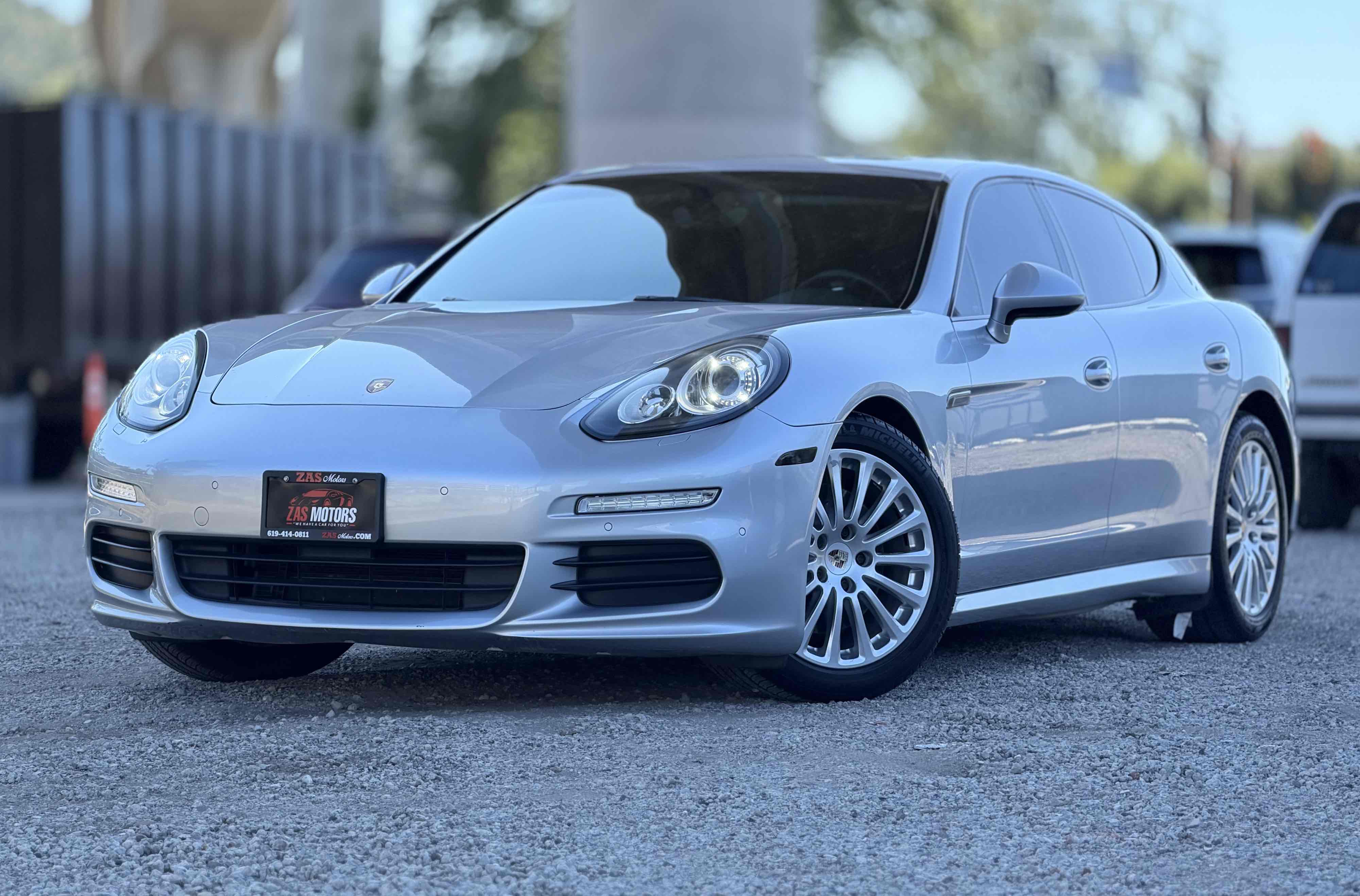 2014 Porsche Panamera 4's photo